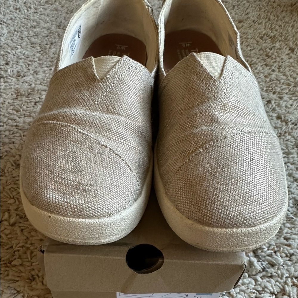 Toms Avalon Metallic Rose Gold Woven Slip-ons Women’s 9m